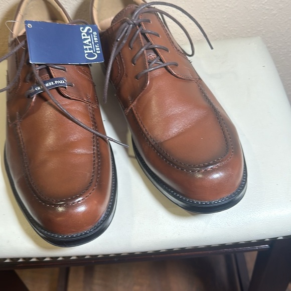 Chaps Dress shoe. Size 12 - Picture 2 of 8